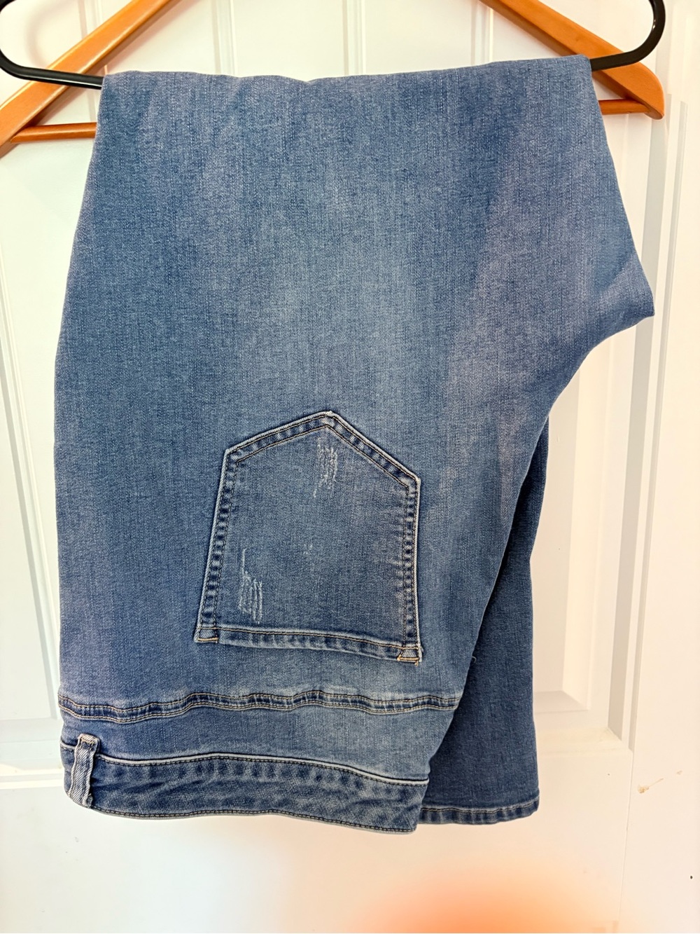 Classic women’s Blue Denim Jeans
